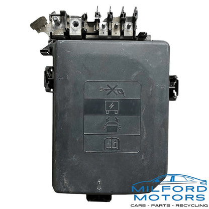 Engine Compartment Fuse Box - 2016 Chevrolet Cruze LT Auto Sedan 1.4L 39049710