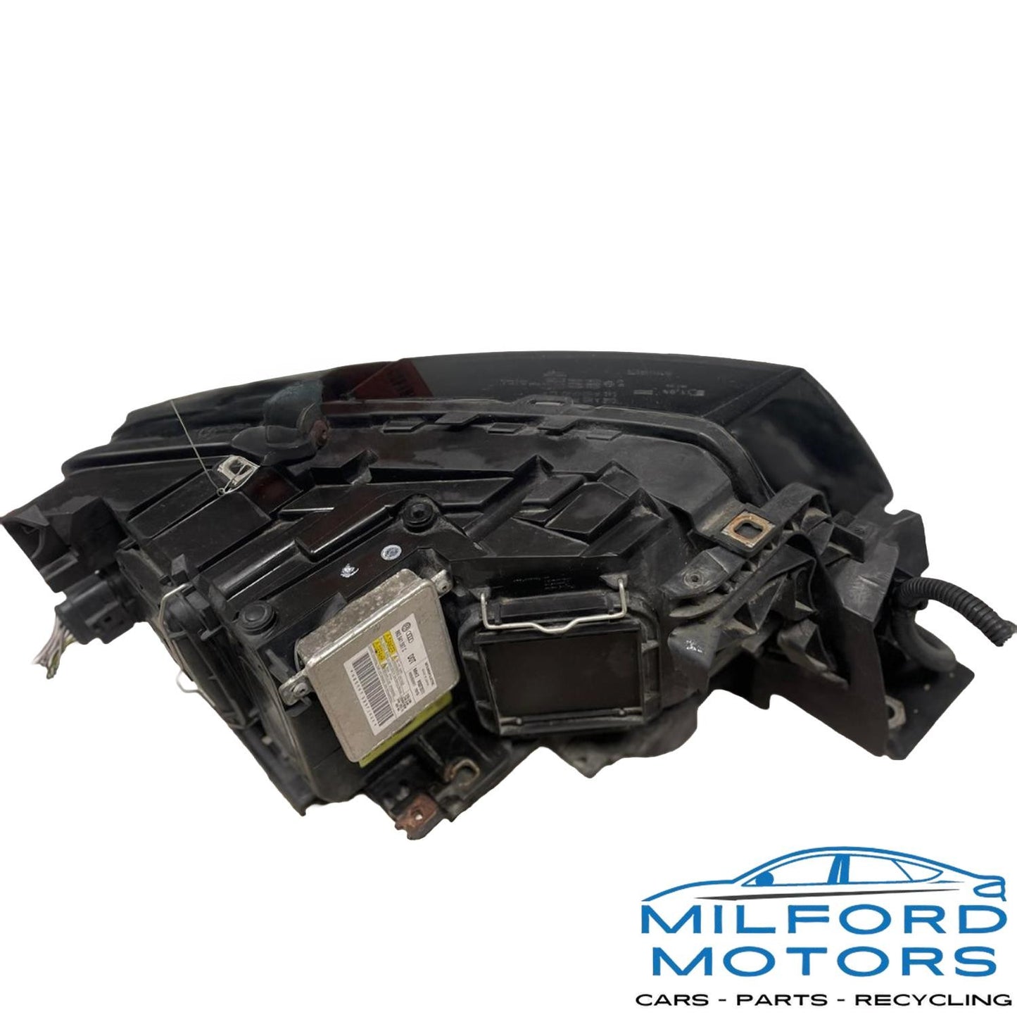 OEM Driver Side HID Headlight Assembly Fits 2009 - 2012 Audi Q5