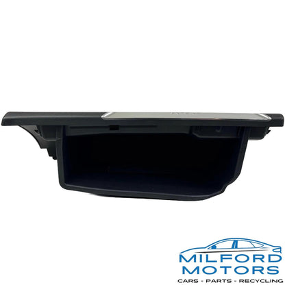 Front Right Side Dashboard Glove Box Storage Fits 2017 Jaguar F-PACE S 3.0L