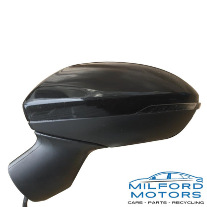 OEM Driver Side View Mirror w/ Turn Signal Fits 2016-2018 Chevrolet Cruze Sedan