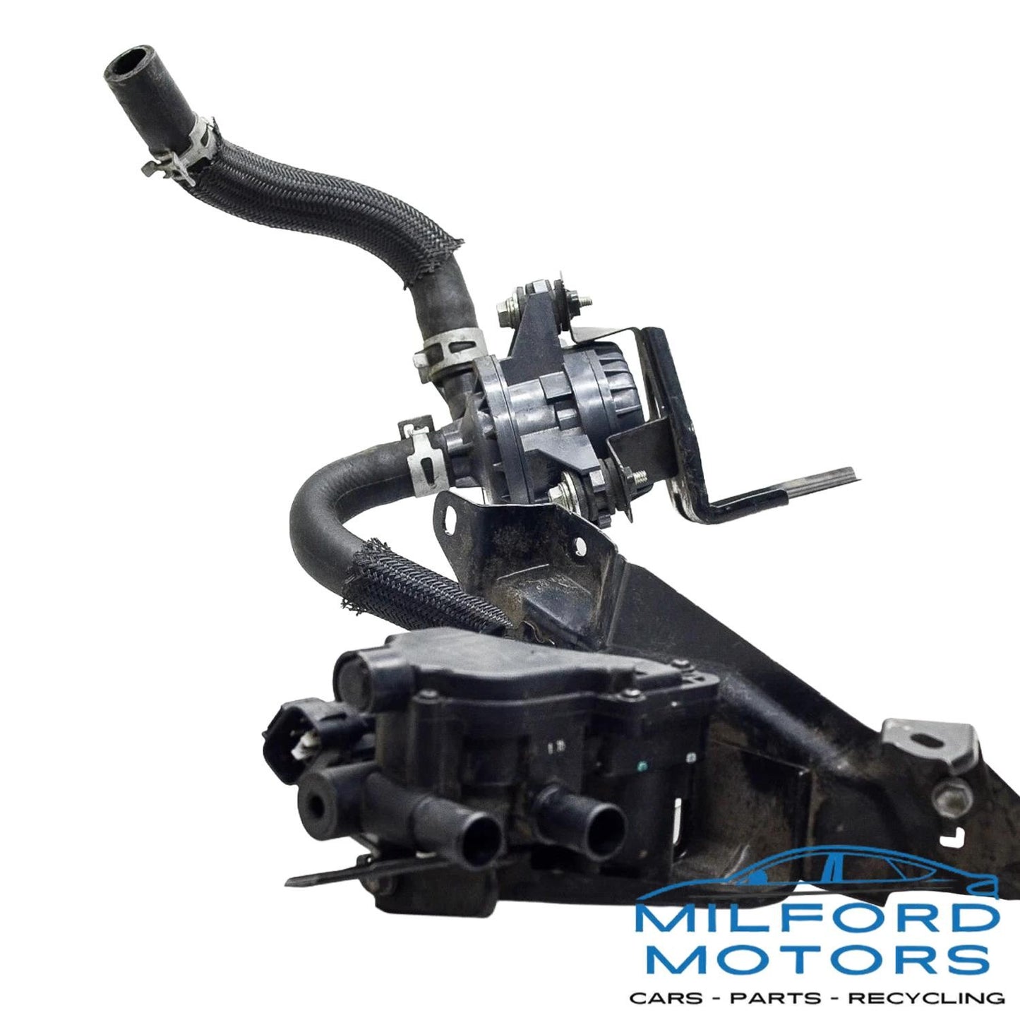 Water Pump Housing Inlet Fits 2017 Toyota Mirai Sedan