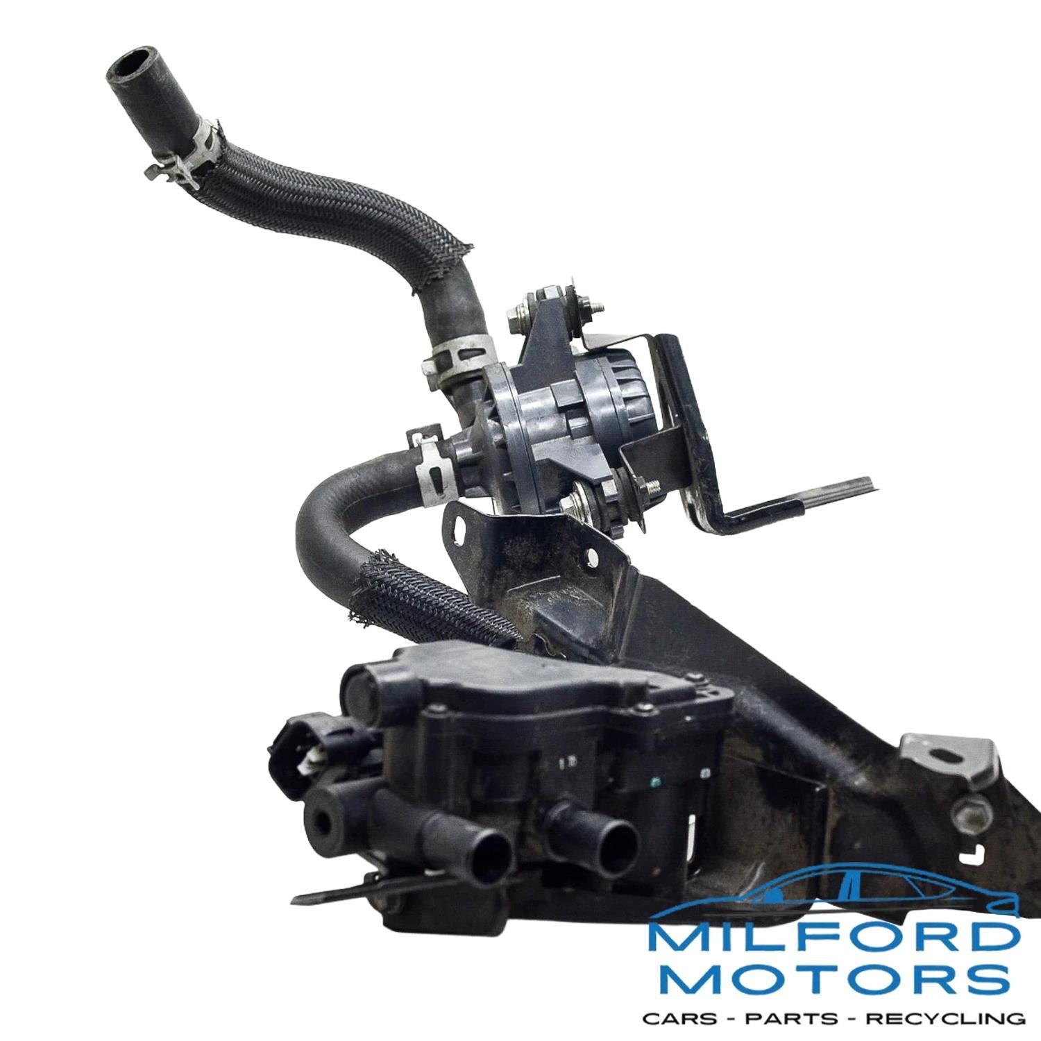 Water Pump Housing Inlet Fits 2017 Toyota Mirai Sedan