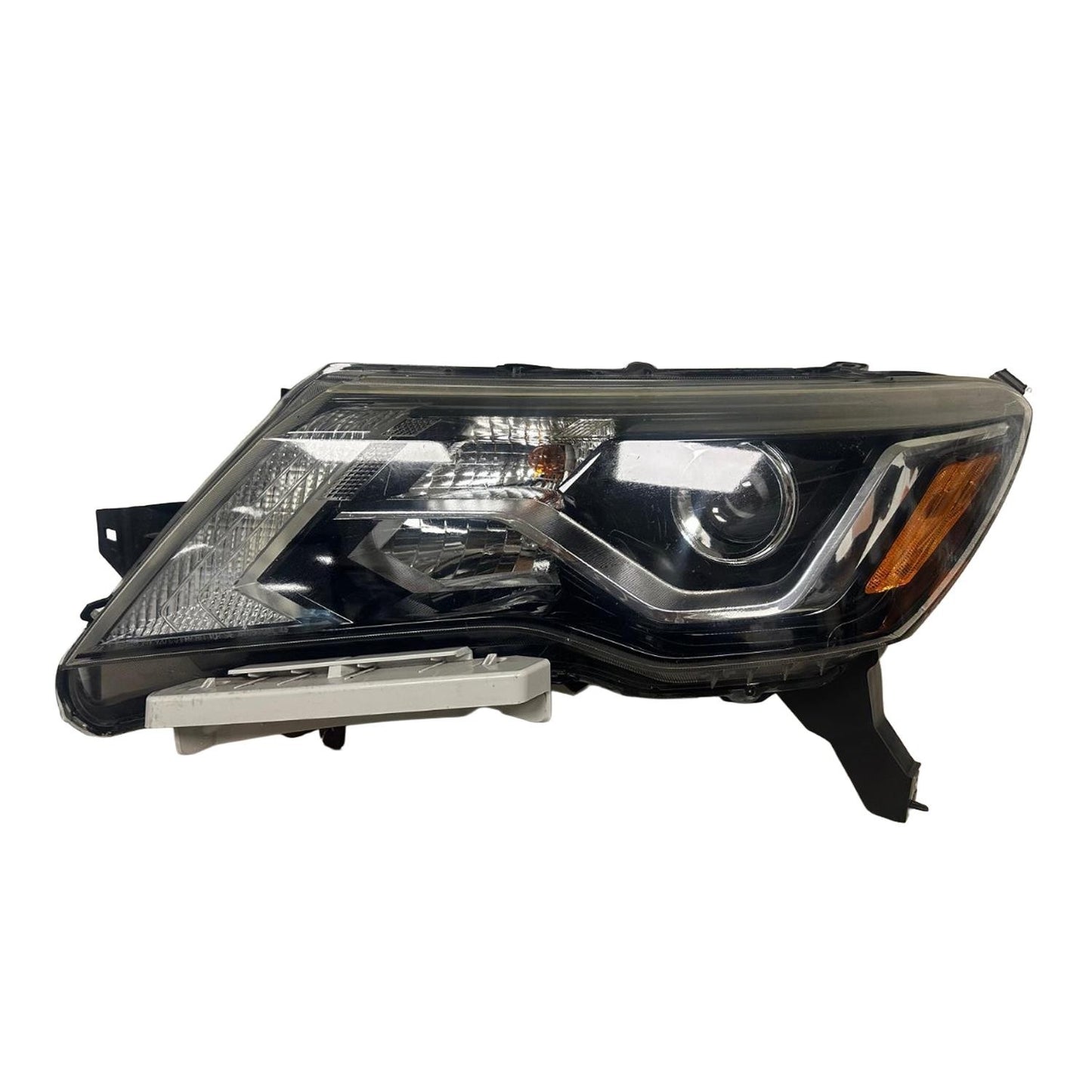 Driver Side Halogen Headlight Assembly Fits 2017-2020 Nissan Pathfinder 3.5L