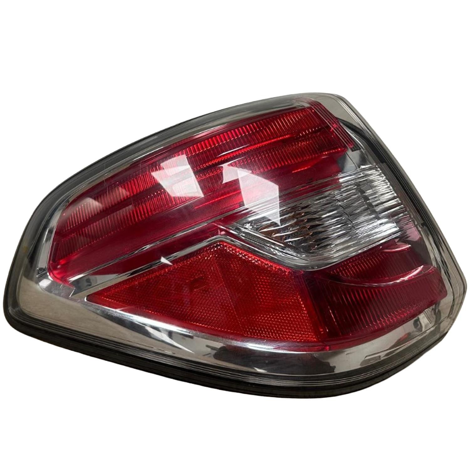 Driver Left Tail Light Quarter Panel Mounted Fits 2017-2019 Nissan Armada 5.6L