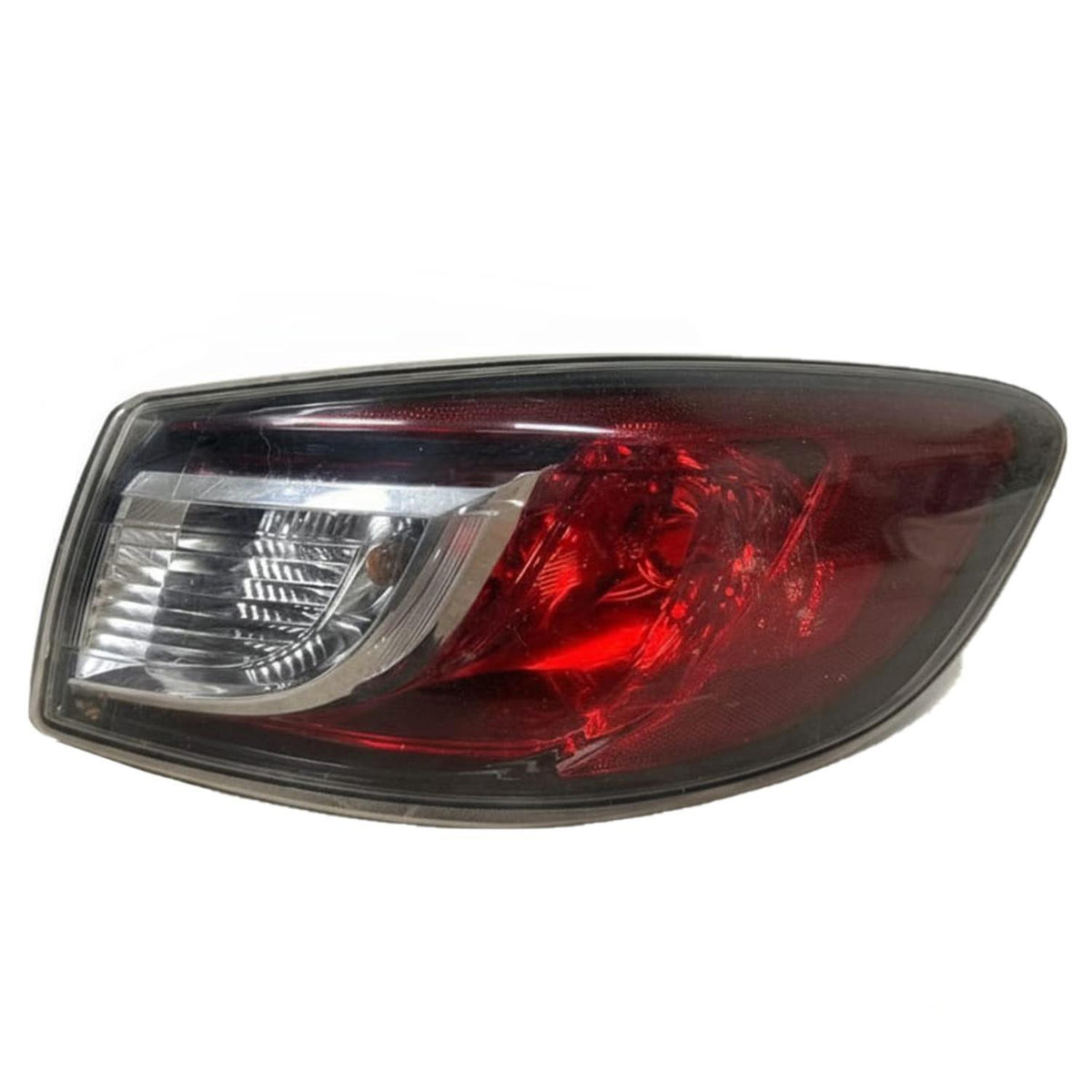 Passenger Side Tail Light Sedan Quarter Panel Mounted Fits 10-2013 Mazda 3 2.0L