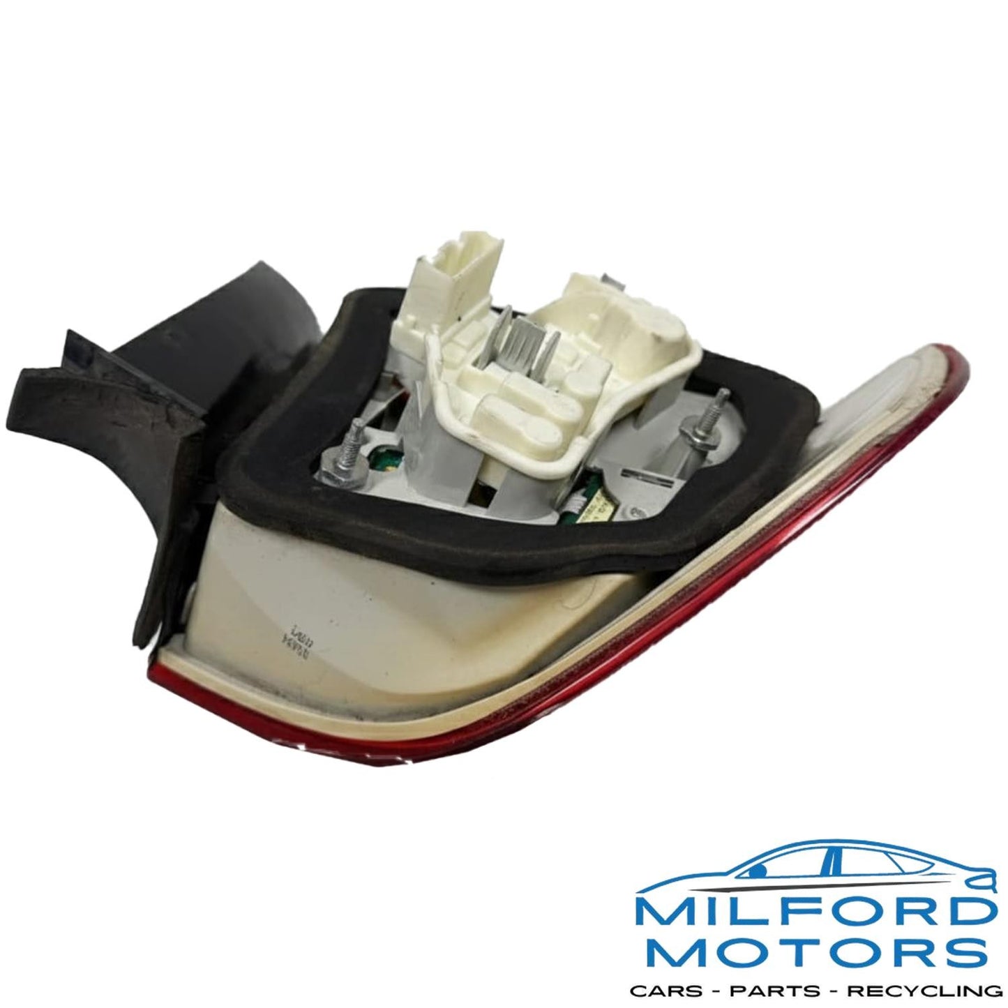 Passenger Tail Light Sedan Canada Market Fits 2009-2011 BMW 328i Sedan 3.0L