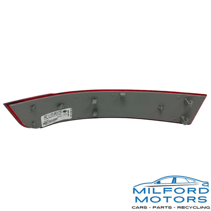 Driver Side Reflector Light Bumper Mounted Fits 2007 Mercedes-Benz GL450 V8