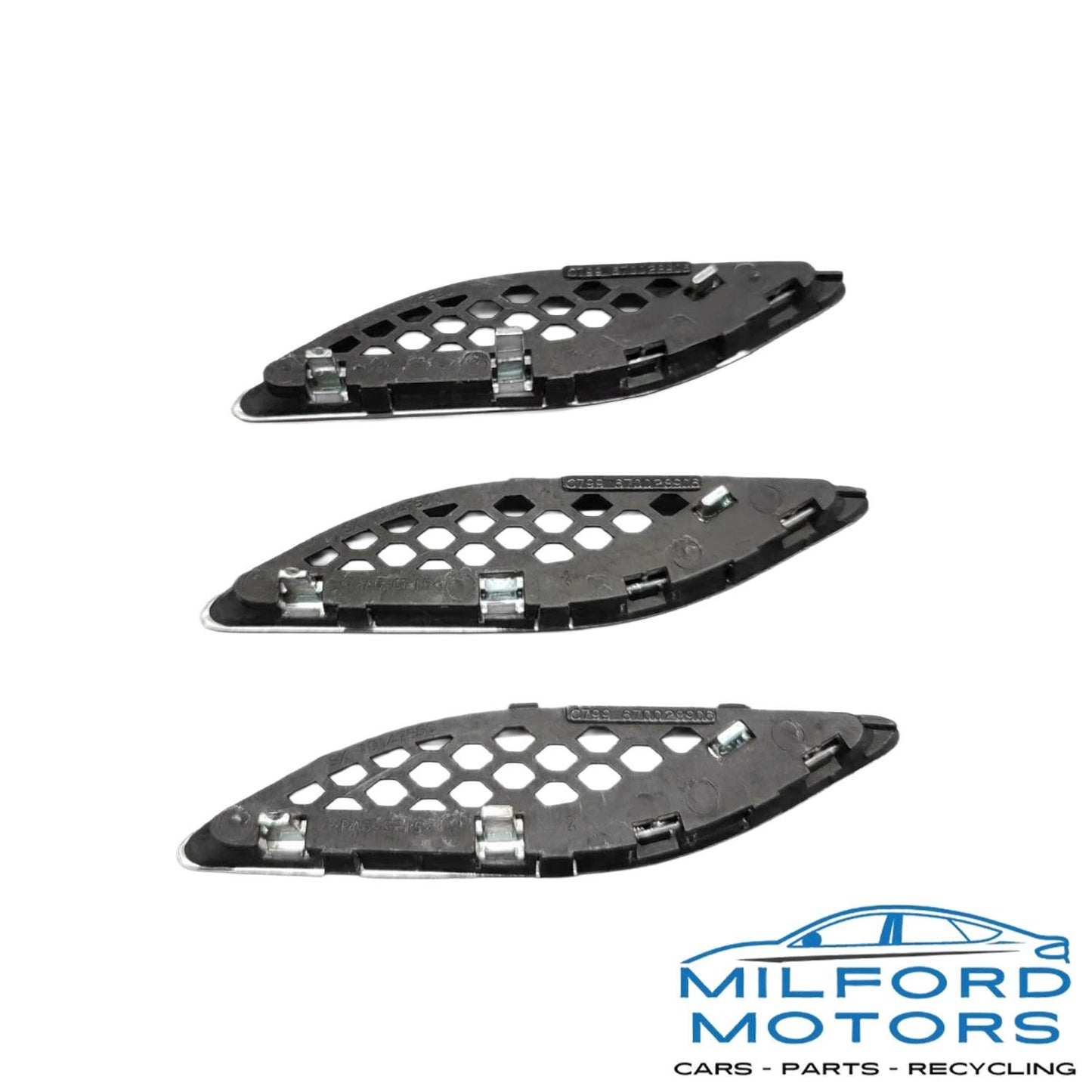 Left Side Fender Trim Cover Panel Grille Vent - 2016 Maserati Ghibli Sedan 3.0L