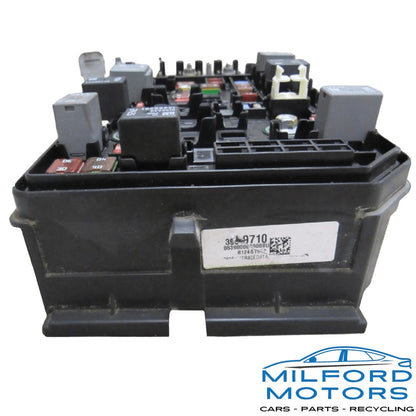 Engine Compartment Fuse Box - 2016 Chevrolet Cruze LT Auto Sedan 1.4L 39049710