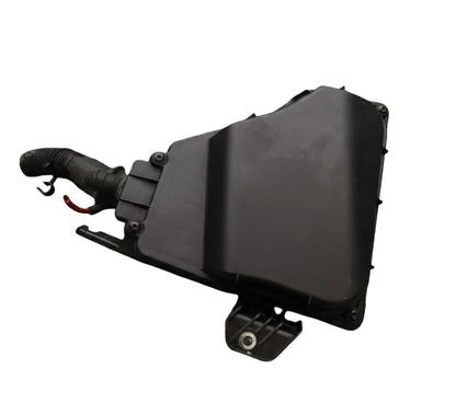 Engine Compartment Fuse Relay Housing Box w/ Cover - 2015 Audi A8 quattro Sedan
