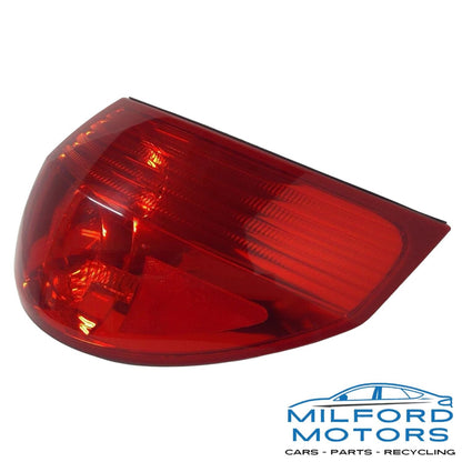 Passenger Side Tail light Quarter Panel Mounted Fits 2006 Toyota Sienna 3.3L