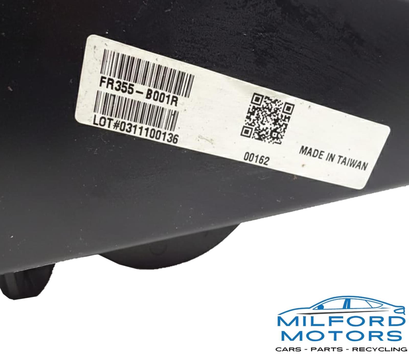 Passenger Right Headlight Bright Background Fits 2003-2006 Ford Expedition