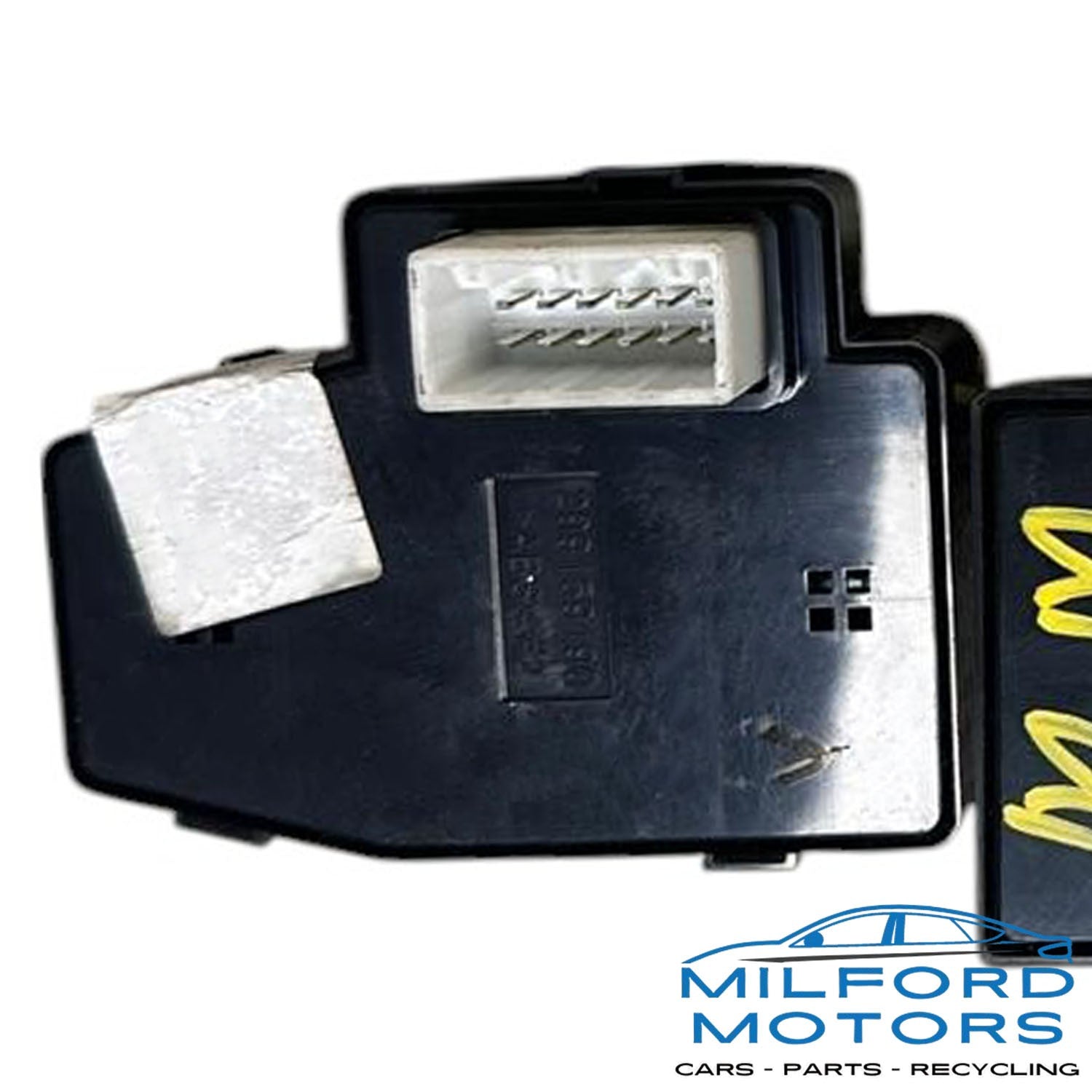 OEM Driver Front Door Switch (Lock & Window) – Fits 2017-2020 Hyundai Elantra