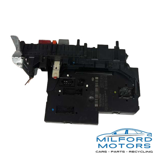 Rear Signal Activation Module (SAM) Fits 2010 C250 C300 C350 C63 3.0L 204900102