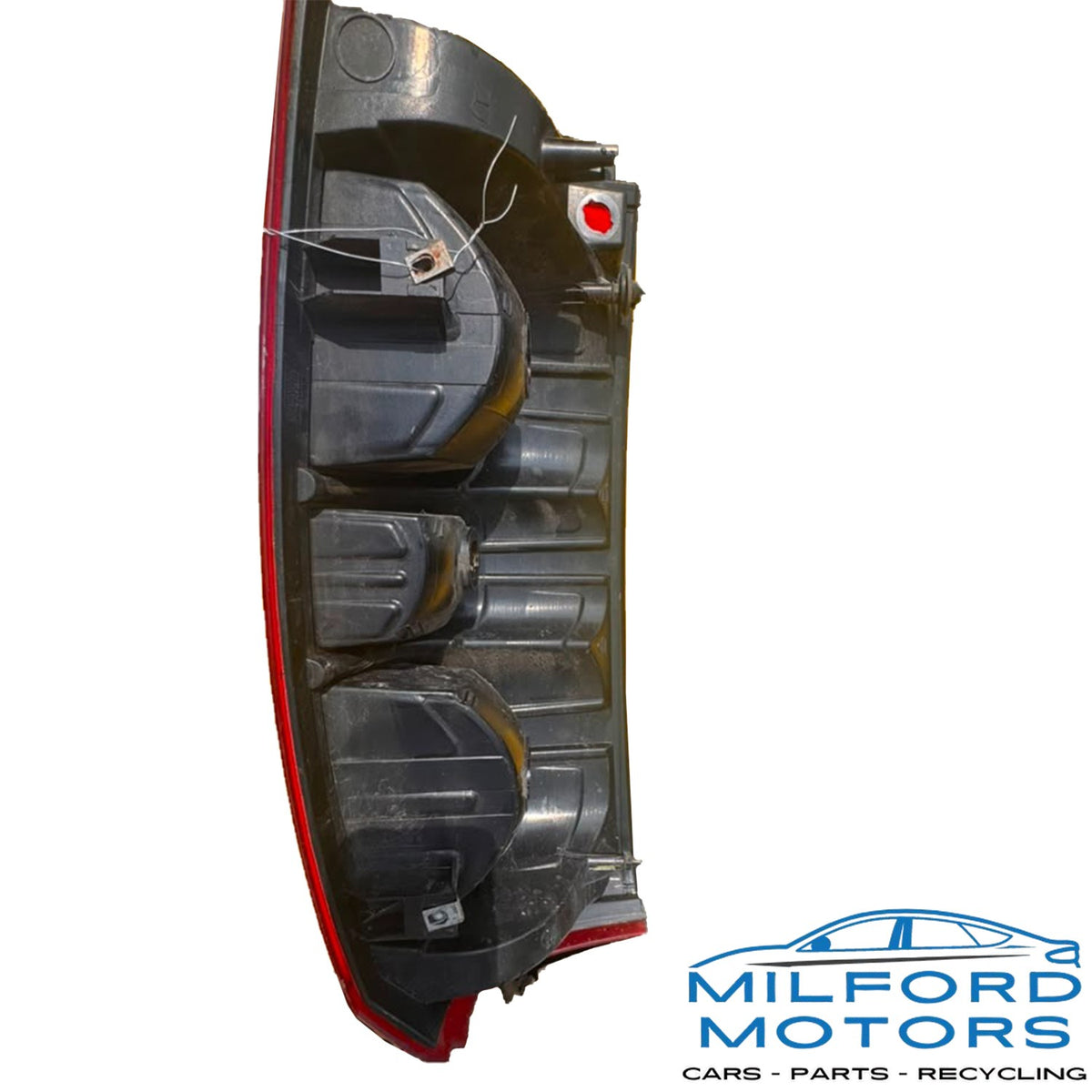 OEM Passenger Right Tail Light Assembly Fits 2007-2013 Chevrolet Avalanche 5.3L