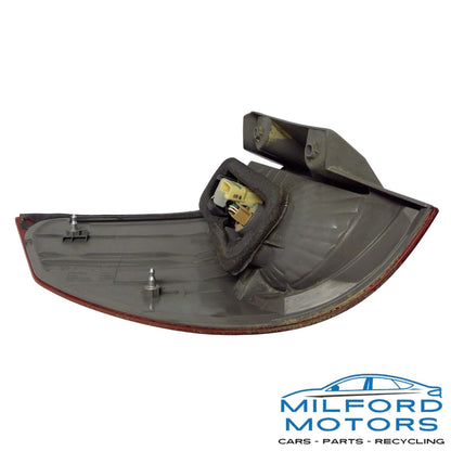 Passenger Side Tail light Quarter Panel Mounted Fits 2006 Toyota Sienna 3.3L