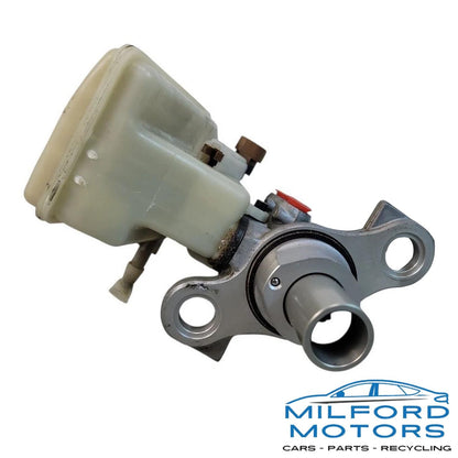 Brake Master Cylinder Fits 2016 Chevrolet Cruze LT Auto Sedan 1.4L