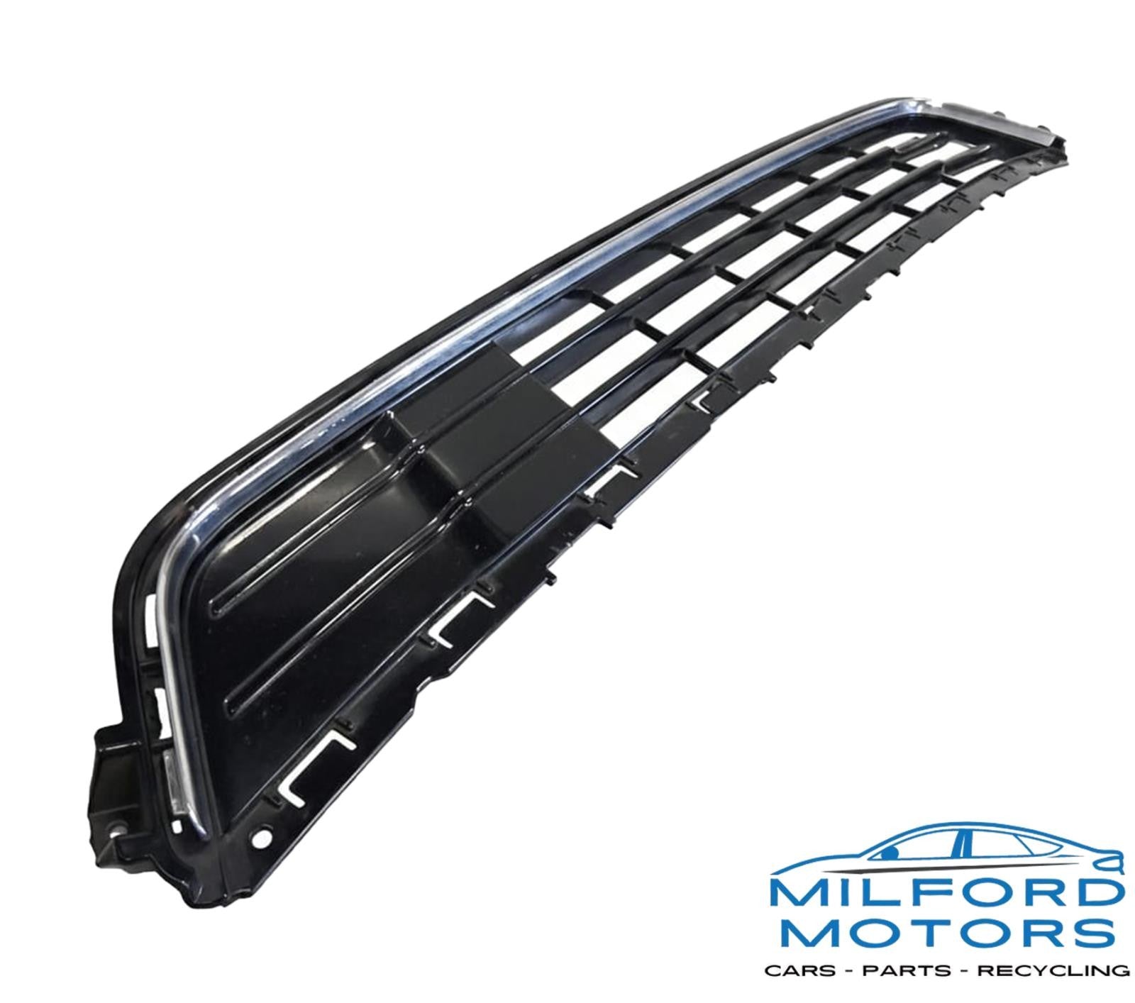 Front Bumper Left Fog Lamp Trim Cover Bezel - 2013 Ford Fusion Titanium Sedan L4