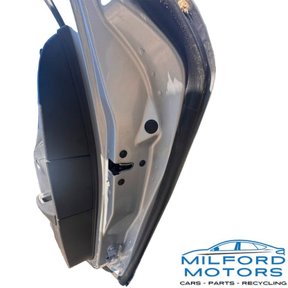 Left/Driver Rear Door Assembly (17U) Fits 2008-2012 Chevrolet Malibu Sedan 2.4L