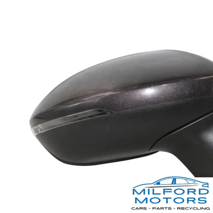 OEM Passenger Side View Mirror w/ Turn Signal Fits 16-2018 Chevrolet Cruze Sedan