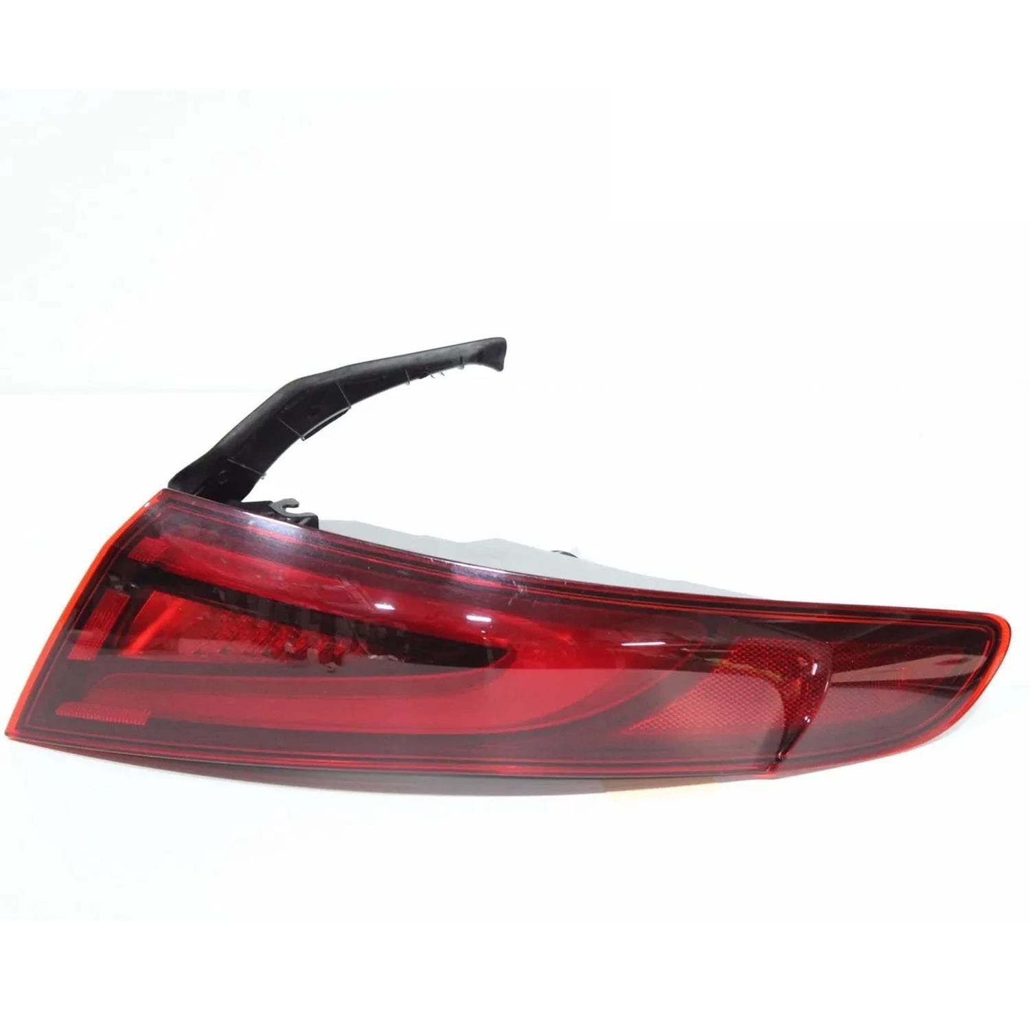 Passenger Side Outer Tail Light LED - 2020 Alfa Romeo Giulia Sedan 2.0L