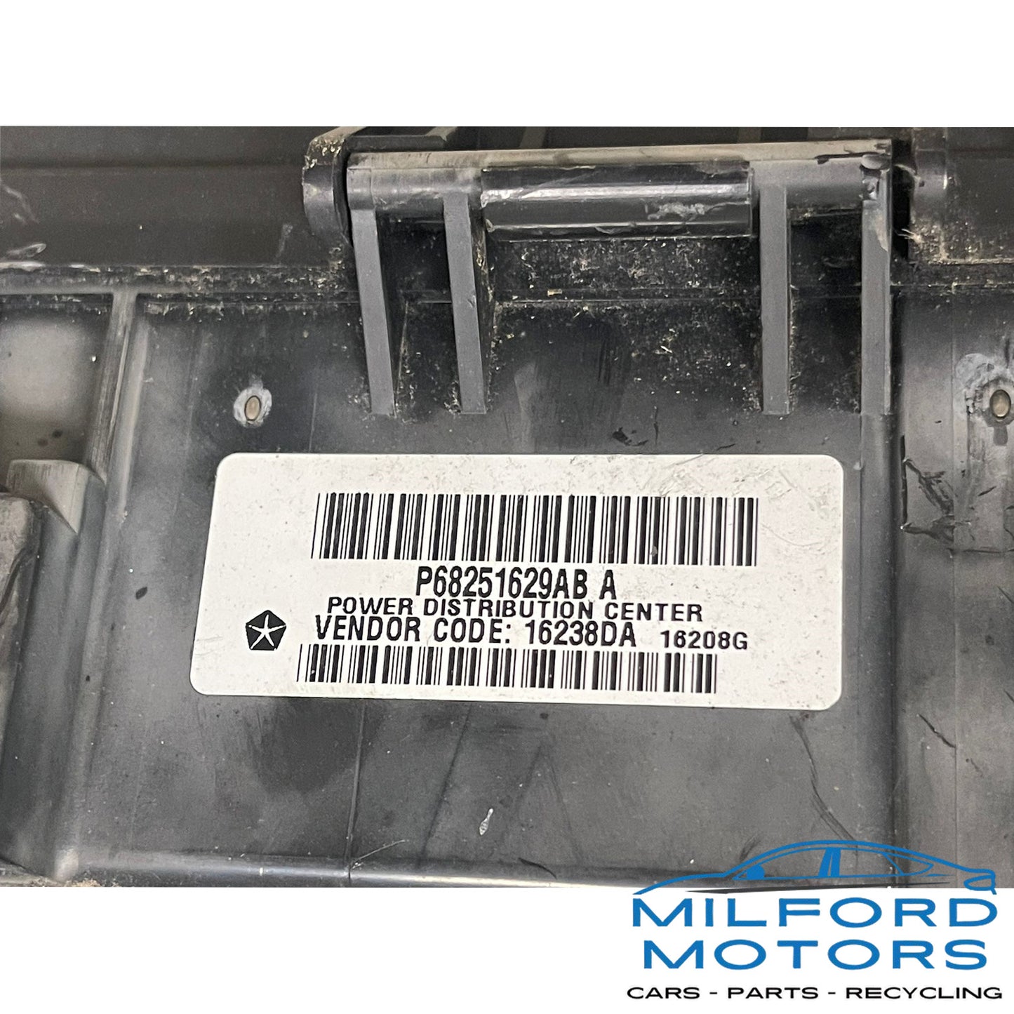 Fuse Box Engine Compartment Fits 2016-2017 Dodge Durango 3.6L