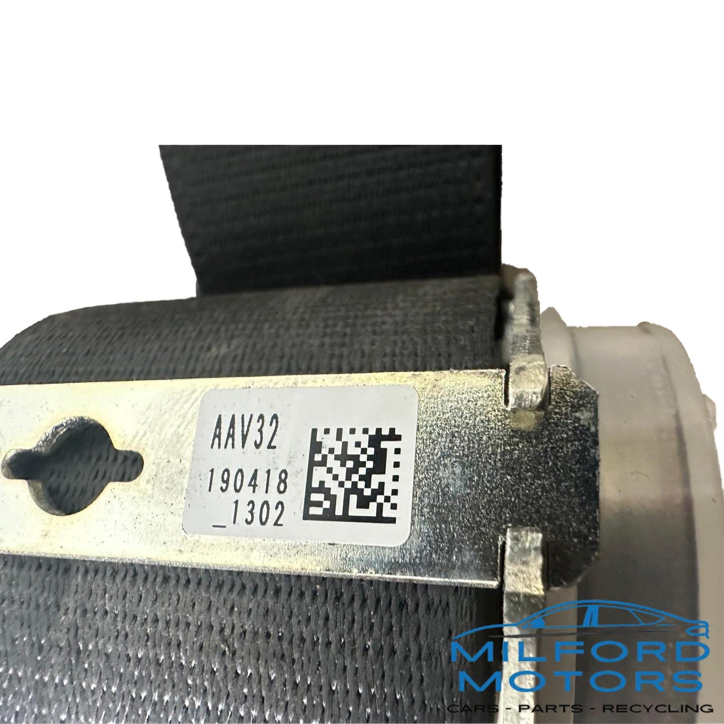 Rear Passenger Side Black Seat Belt  Fits 2019 Toyota RAV4 XLE 2.5L