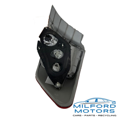 Driver Side Tail Lamp Quarter Panel Mounted  Fits 2012-2014 Toyota Camry 2.5L