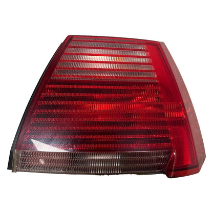 Passenger Side Tail Lamp Quarter Panel Mounted Fits 2004-2006 Galant 2.4L