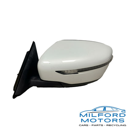 White Driver Side View Mirror Non-Heated Fits 2014-2016 Nissan Rogue 2.5L