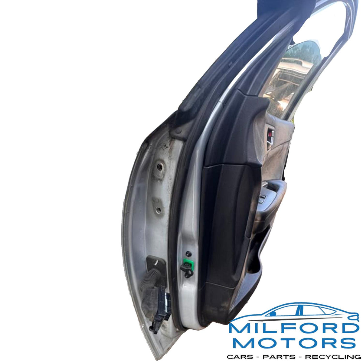 2016–2020 Kia Optima Front Right Door Assembly – 9,672 Miles