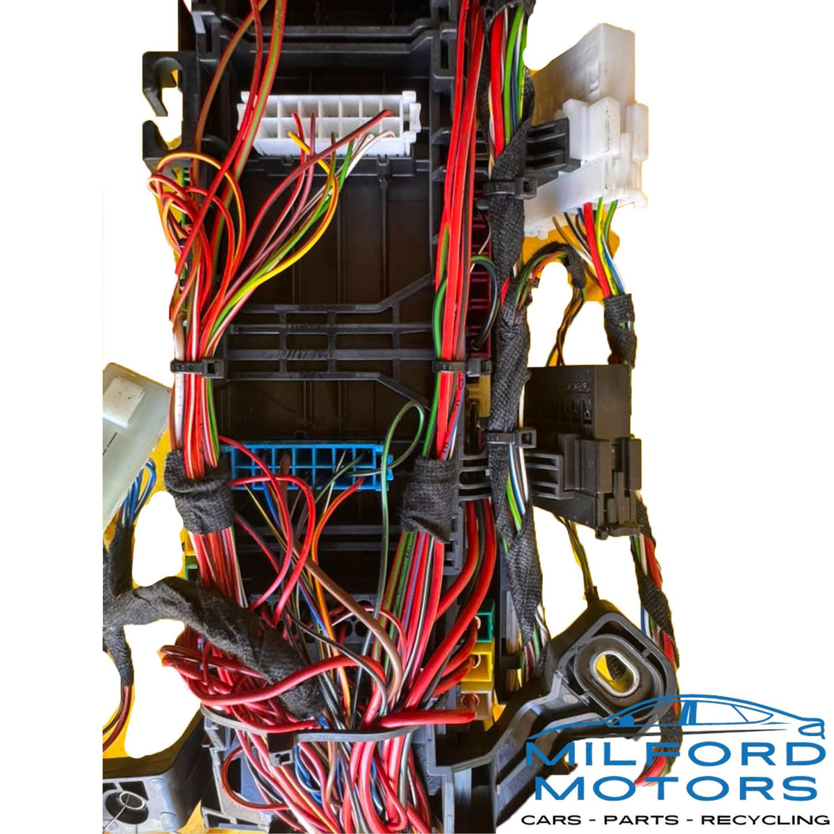 USED OEM CABIN UNDER DASH FUSE BOX