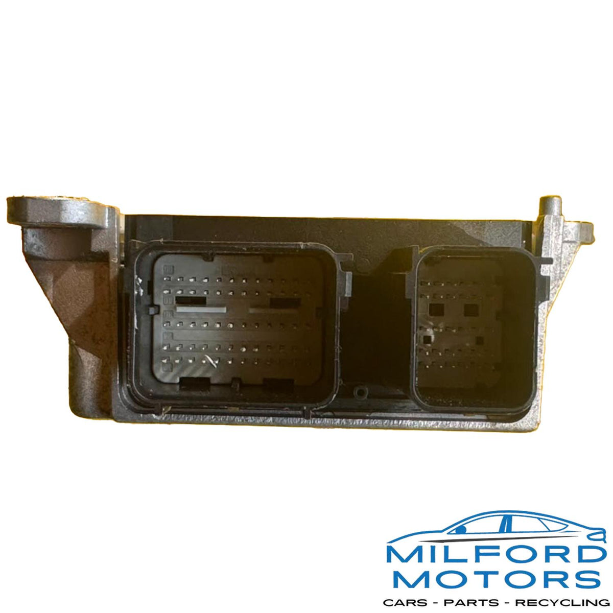 2016-2017 Ford Explorer OEM Airbag RCM Restraints Control Module GB5Z-14B321-A