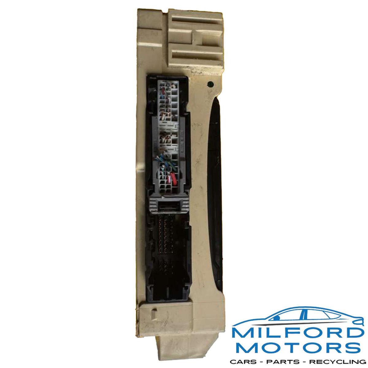 Used OEM Multiplex Network Body Control Module BCM – 2021–2022 Toyota RAV4 – 892200RB20