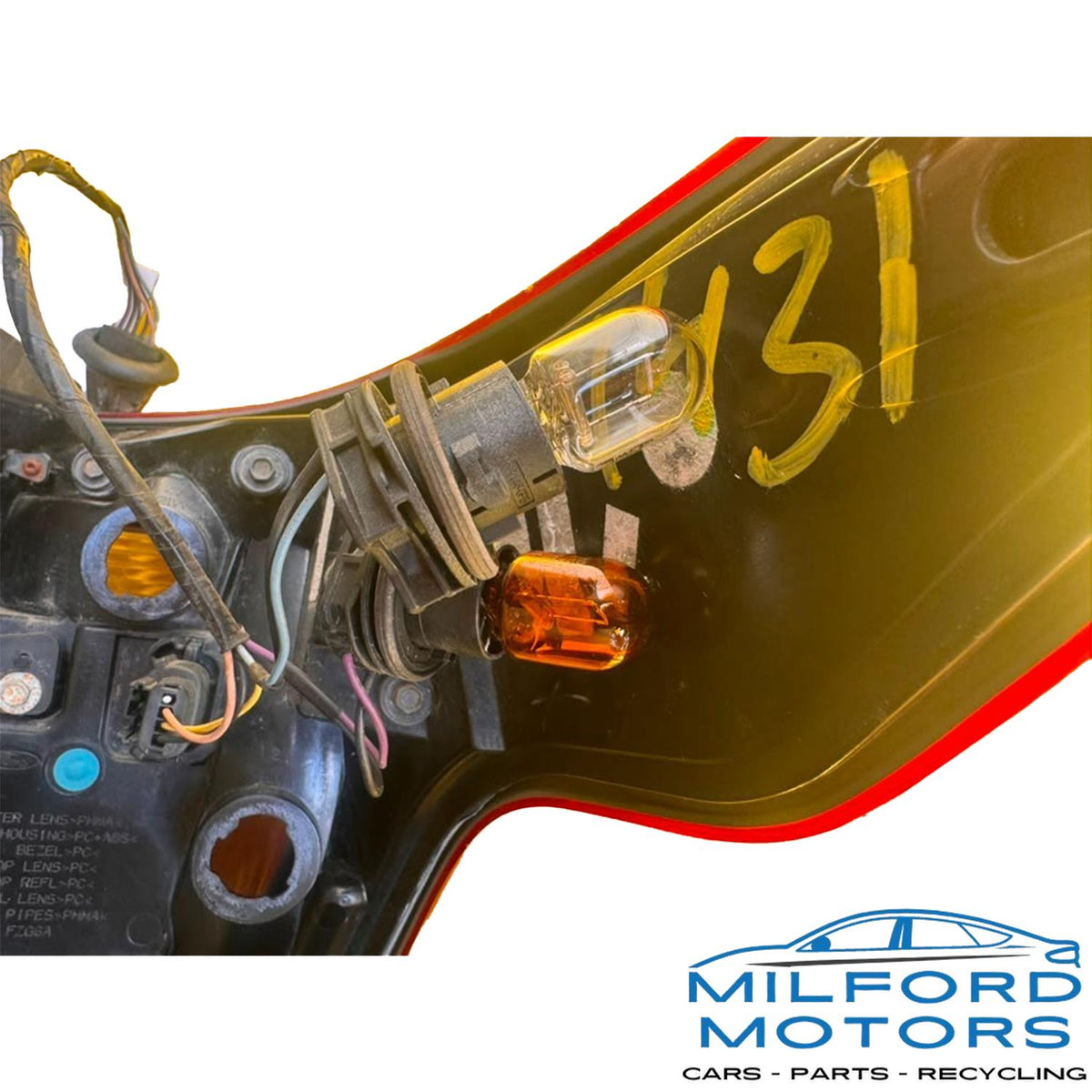 2016-2019 Ford Explorer OEM Driver Left Tail Light Clear Lens FB5Z-13405-A