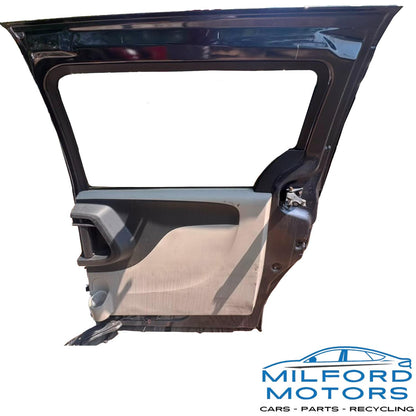 Front Right Sliding Door Assembly – 2008-2020 Chrysler Town & Country / Dodge Grand Caravan 145K Miles