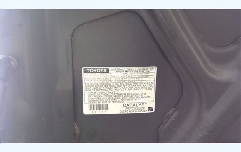 OEM 2005-2007 Toyota Sequoia Right Passenger Side Quarter Panel Tail Light Lamp Used